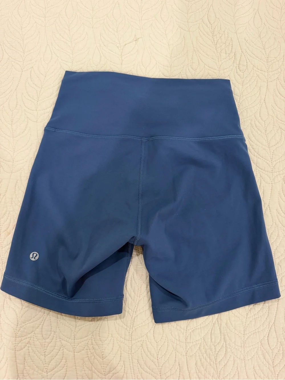 Lululemon Align shorts 6”